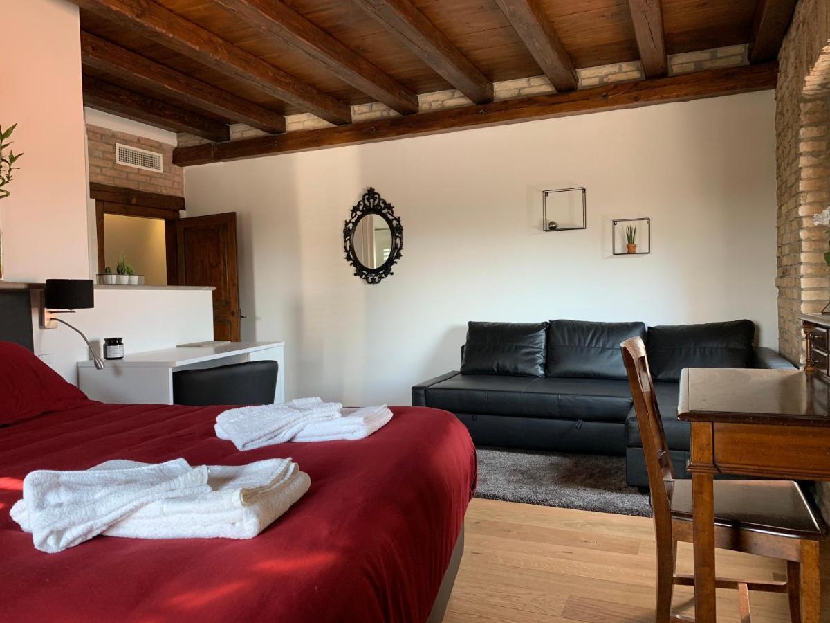 B&B La Corte Dei Vizi Clauiano Εξωτερικό φωτογραφία