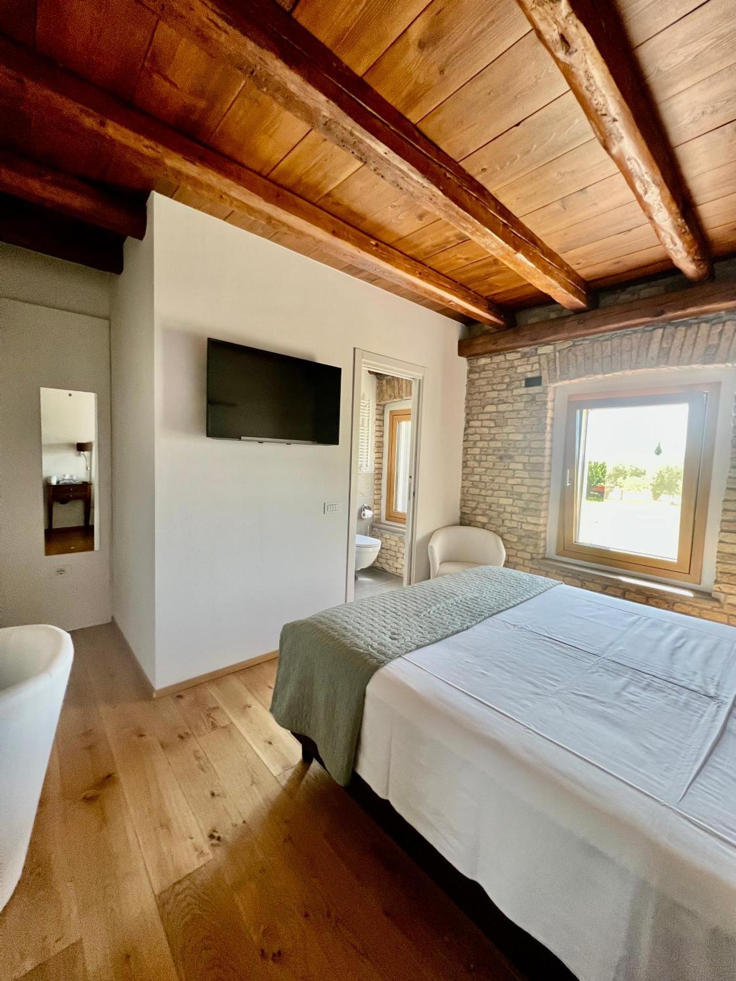 B&B La Corte Dei Vizi Clauiano Εξωτερικό φωτογραφία